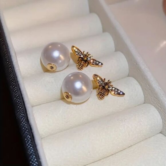 NEW French Gold Bee and Pearl Front to Back Stud Earrings - Picture 5 of 5